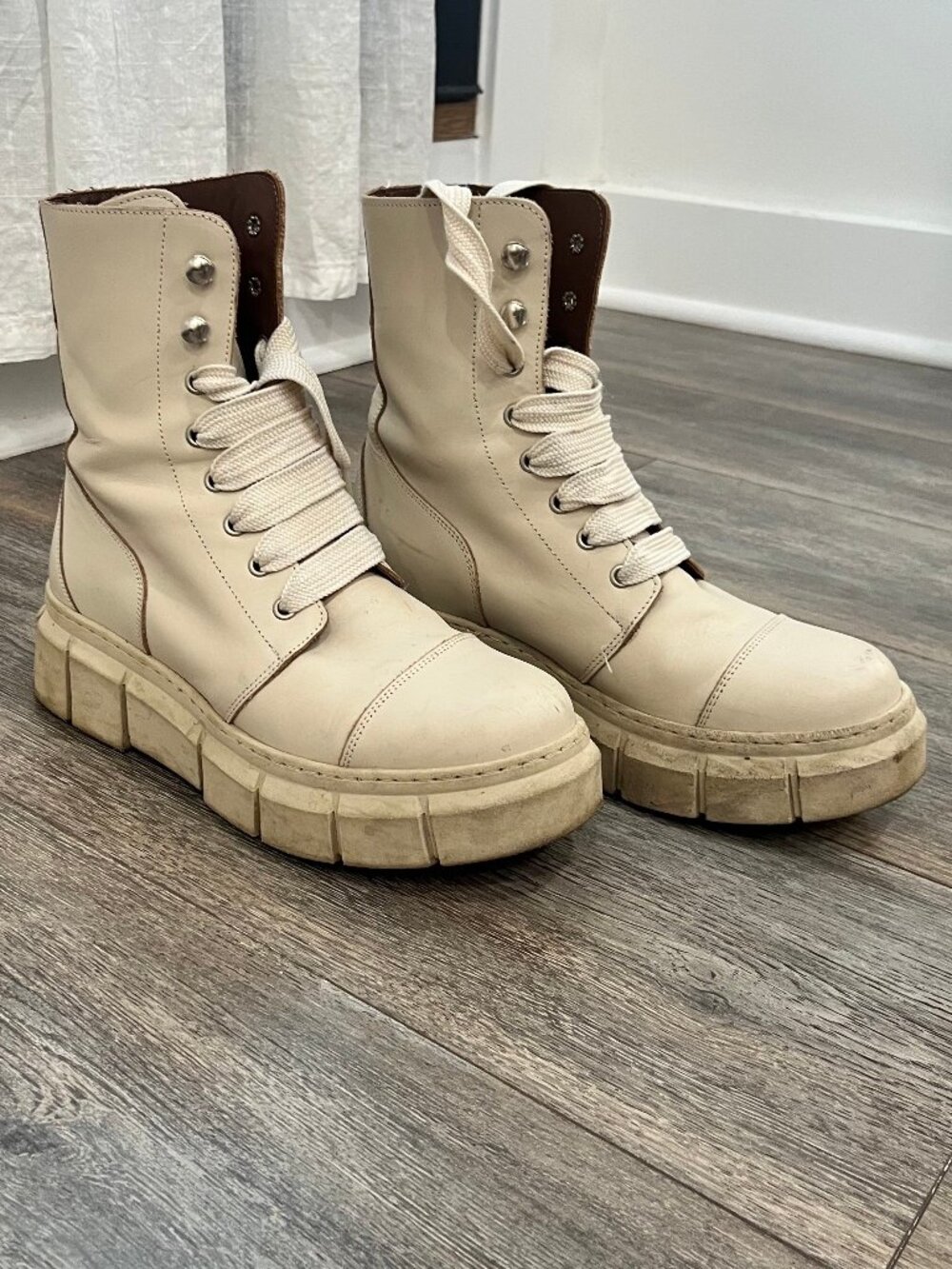 White/Cream Alohas lace up combat boots